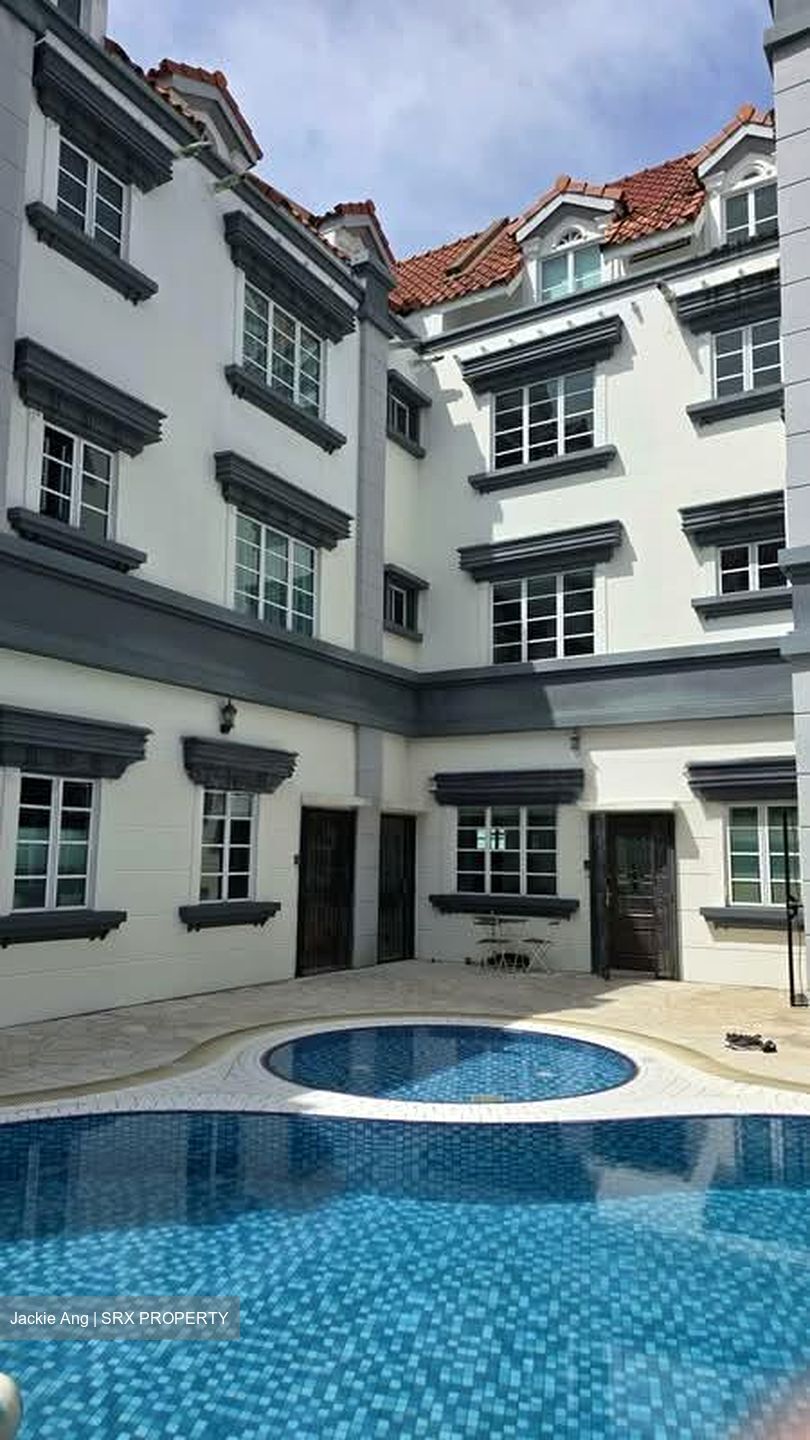 Fernhill Cottage (D10), Terrace #587760051